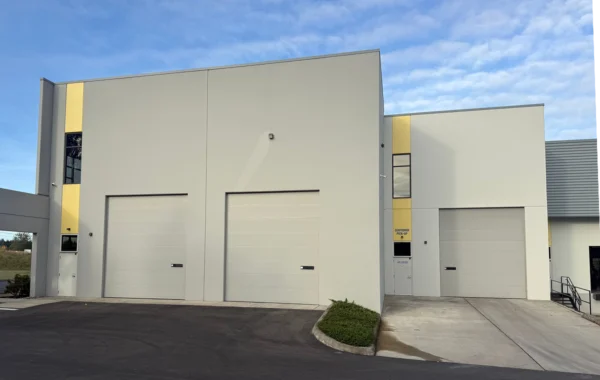 Drive-up bay doors at the Lake Tapps Boat & RV Center building